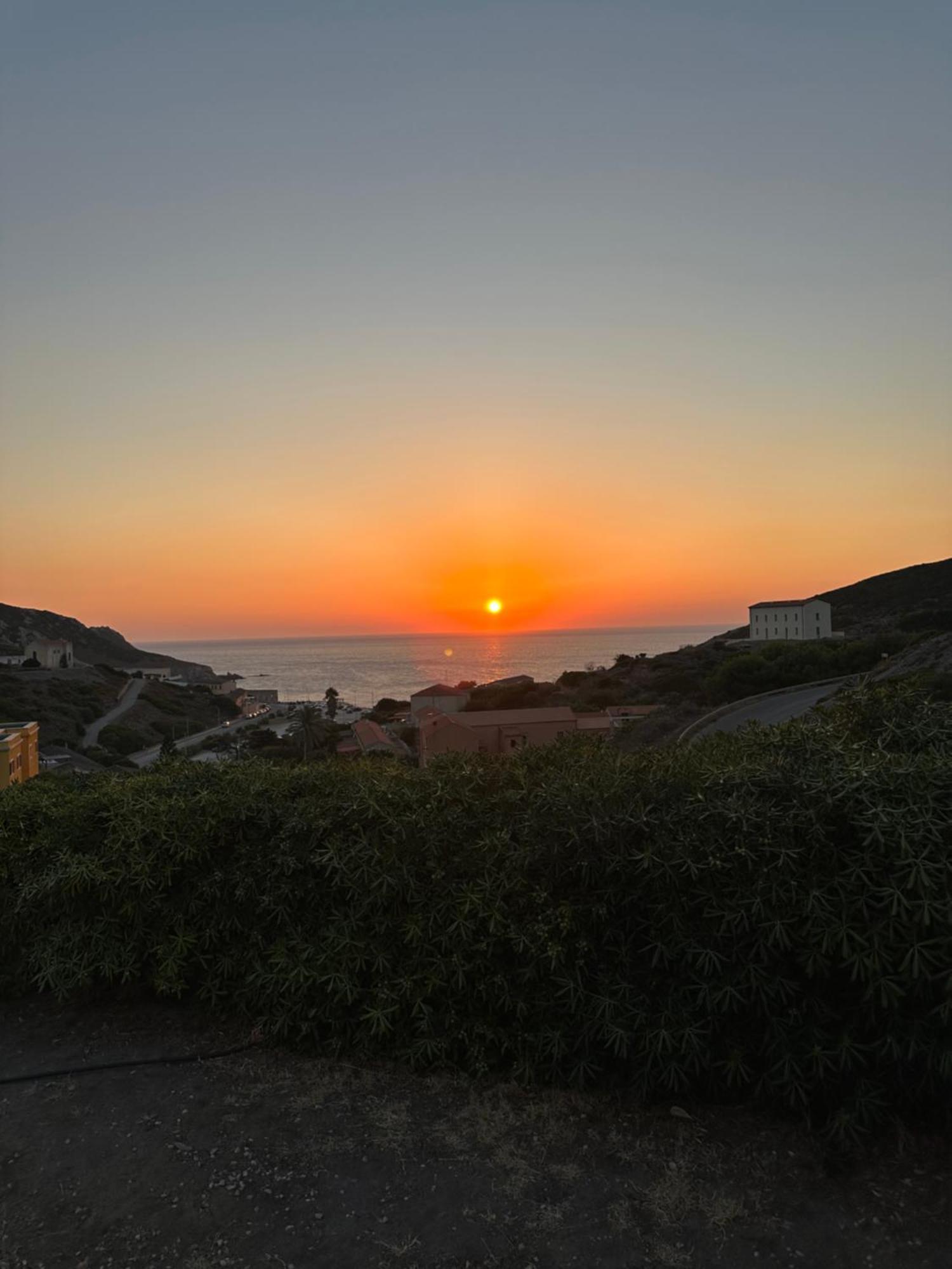 B&B Calata Di Soli Miniera dellʼArgentiera 外观 照片