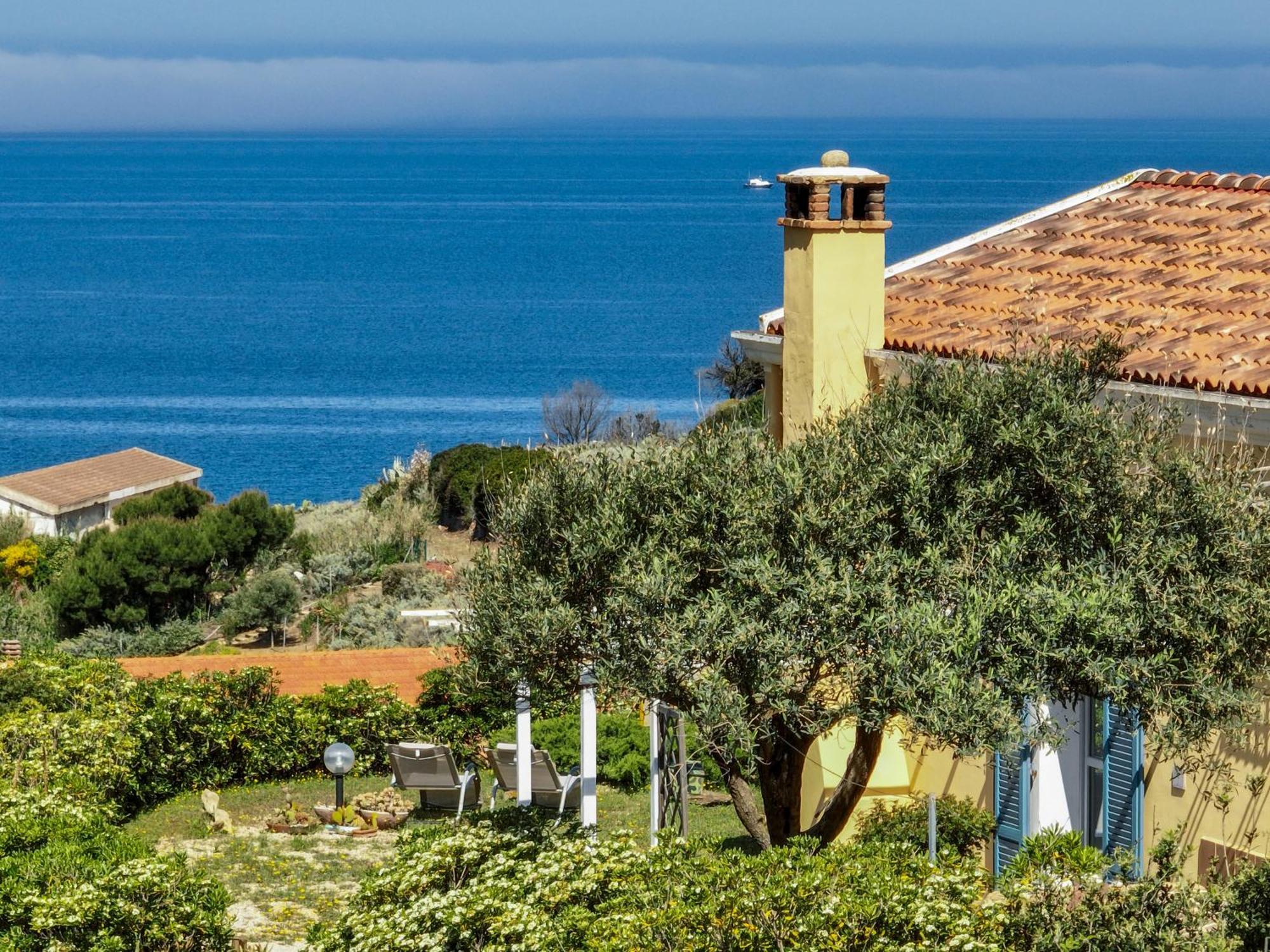 B&B Calata Di Soli Miniera dellʼArgentiera 外观 照片
